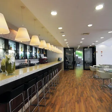 Inatel Hotel 3*