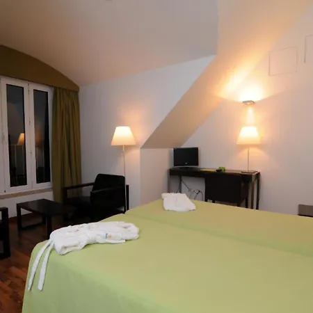Hotel Inatel 3*