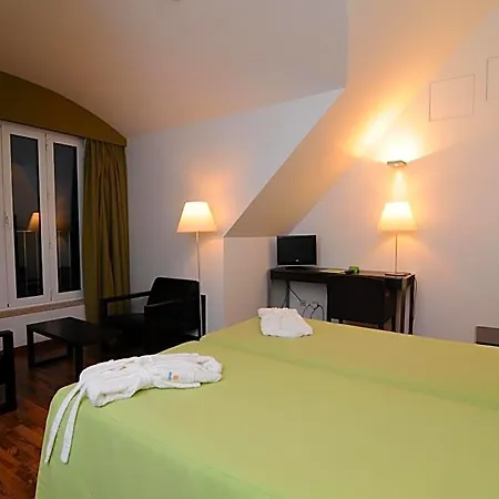 Inatel Hotel 3*